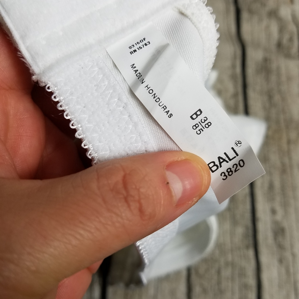 Bali Superb All - Around Support Wirefree Bra Size 38B - Picture 4 of 6